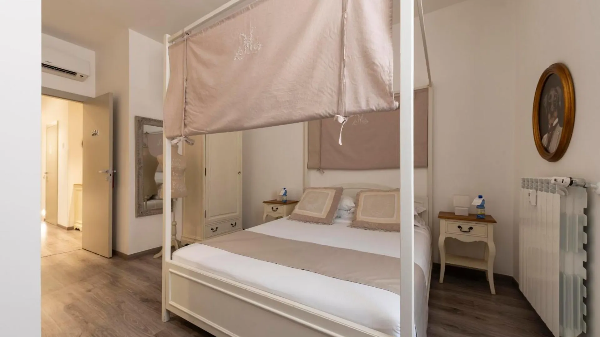 *** Guest house Popolo & Flaminio Rooms Italy