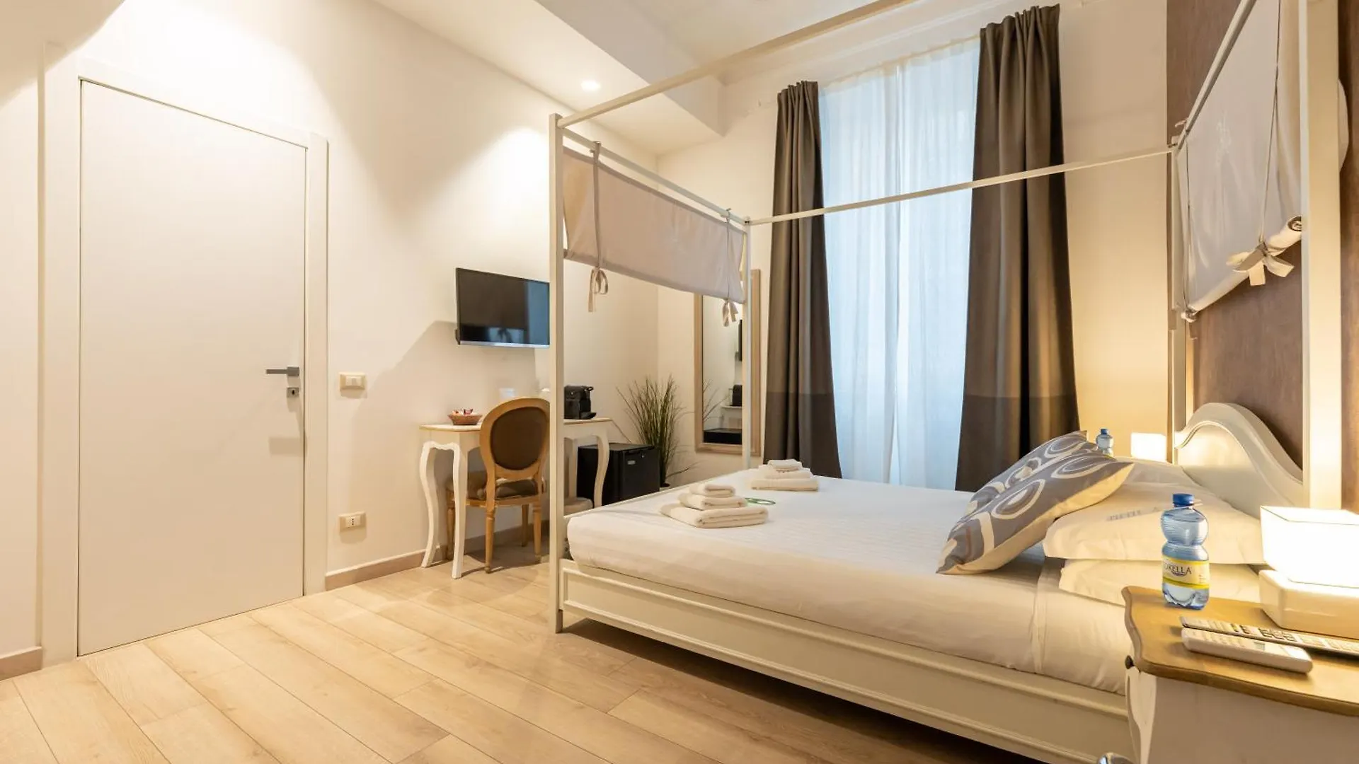 Pensionat Popolo & Flaminio Rooms
